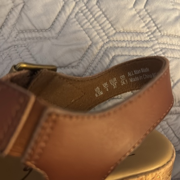 Blowfish Malibu Brown Strappy Platform Sandal Size 6.5 NIB Summer Vacation - Picture 3 of 5